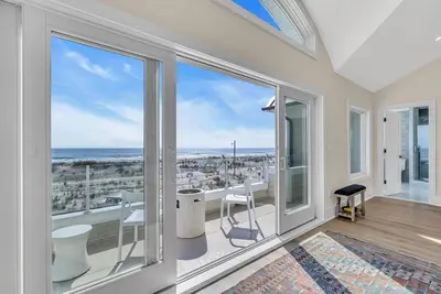 Image de Luxurious Oceanfront 7 Bedrooms 7. 5 Baths