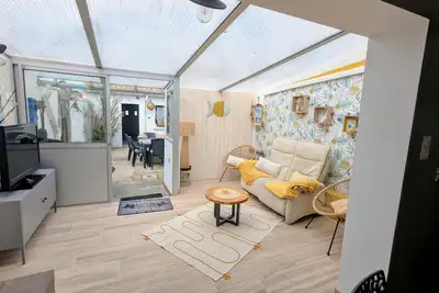 Image de Maison chaleureuse entre Port et Plage
