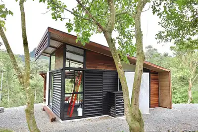 Image de Chic Mountain Cabin - Coffee Farm Getaway