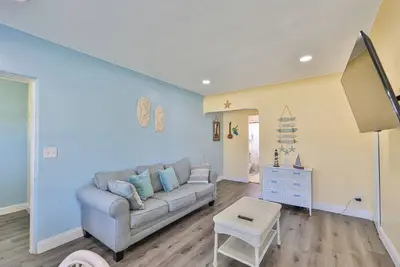 Image de Gorgeous Beach Condo