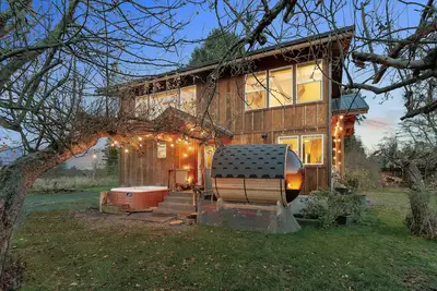Image de Homestead Villa, 2 Cal-King Beds, Sauna, Hot-tub