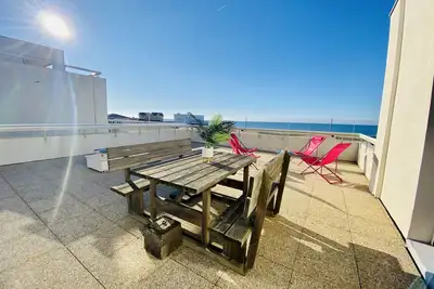 Image de Agréable T3 avec magnifique terrasse face à l'océan (190)