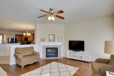 Image de San Antonio Getaway w/ Deck, Fenced-In Yard!