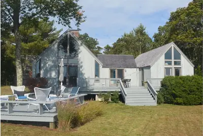 Image de Modern Beach Cottage In Private Waterfront Community On Sengekontacket Pond