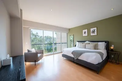 Image de Capitalia - Condo w/Amenities