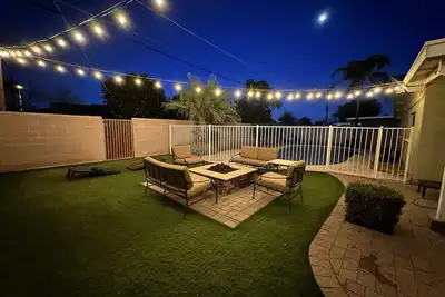 Image de Luxurious 3 Bedroom Home w Heated Pool, Bbq & Firepit