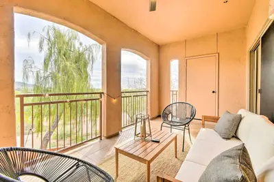 Image de Pool Access at Pet-Friendly Scottsdale Condo!
