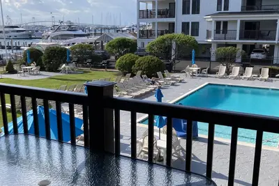 Image de Best Location in Newport on Thames St! Newport On Shore Resort - 6/19-6/26/2026