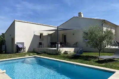 Image de Moun Cabanon, villa paisible au cœur du Comtat Venaissin, à 20 minutes de Gordes