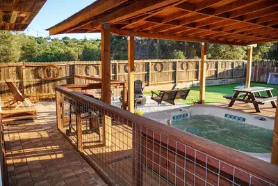 Image de Beautiful & Peaceful Vacation home with jacuzzi