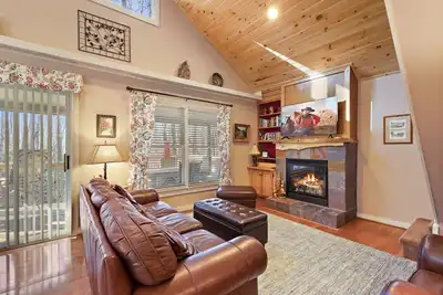 Image de Peaceful Cabin Near Many Activities