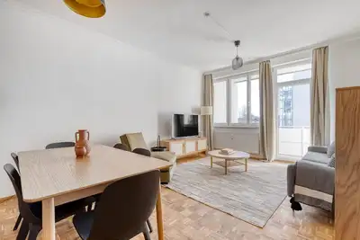Image de Refurbished Penzing 3br w/ Elevator & Balcony, nr metro U3, by Blueground