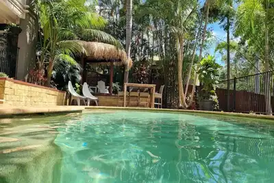 Image de Tropical Hideaway Perfect for a Family- Pet Ok