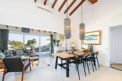 Villa à Moraira, Costa Blanca, Espagne  avec piscine privée pour 4 personnes