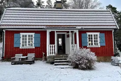 Image de Maison de vacances pour 6 a JÄRNA-By Traum