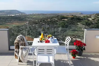 Image de Lovely 1 bed Penthouse Country & Seaviews