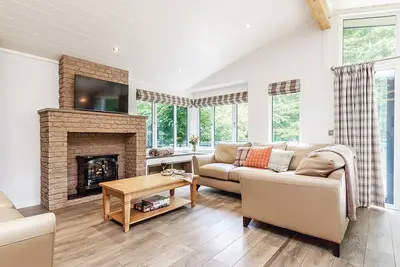 Image de Netherfield Watersedge Lodge