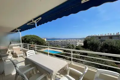 Image de Grand Pavois Magnifique appartement climatisé, plein centre, vue mer et piscine