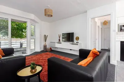Image de Princes | 2 Bedrooms Parking Wi-Fi | Cozy Pads
