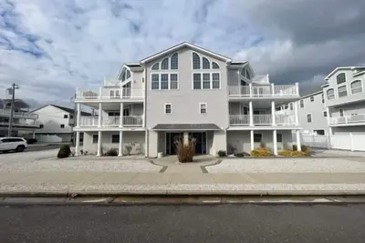 Image de Heart of Sea Isle. . Sleeps 10 New Rental 2023