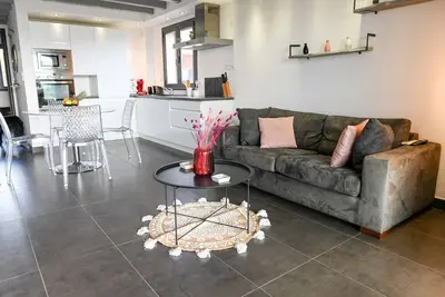Image de Nadia, T2 avec Terrasse, Clim, Chauffage - Porticcio