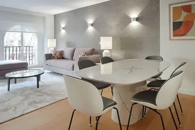 Image de Olabar I | The Rentals Collection