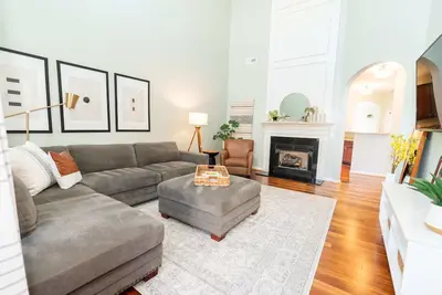 Image de Work from Home Dream | 20mins to North Hills & Rtp
