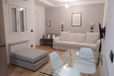 Image de ✨ Studio Intérieur Moderne avec Lit Double à Madrid Río : Confort et Emplacement Idéal!