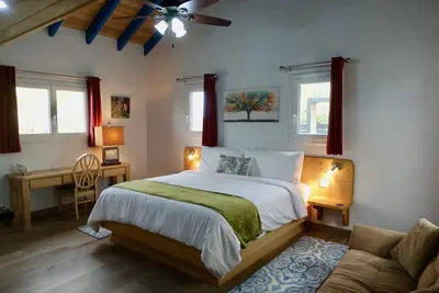 Image de Vacation Rental in Turks & Caicos, Villa Azarro, a short walk to Long Bay Beach