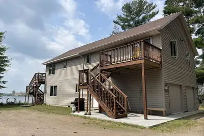 Image de Lake Mohawksin Shores Unit C, Upper One bedroom Lakeside Apartment