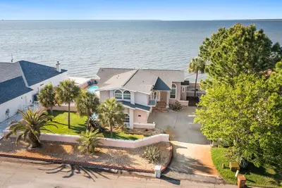 Image de Pensacola Bay Dreams! Private pool! Bring your boat