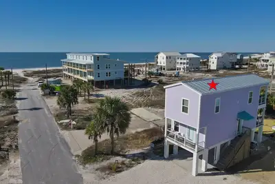 Image de Purple Haze Is 200 Steps To The Beach! 2bd/3ba W/Bonus Bunk Room!
