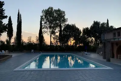 Image de Vacation house with pool and garden