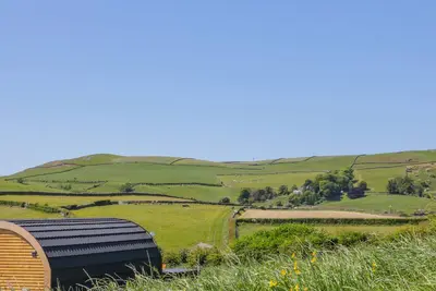 Image de Holly, pet friendly, with hot tub in Ulverston