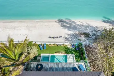 Image de No Tan Lines by Beach Boutique Rentals