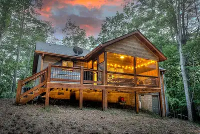 Image de Perfect Getaway in a Cozy Cabin w/ Hot Tub in Coosawattee River Resort