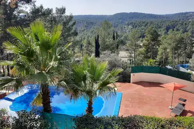 Image de Villa Avec Piscine Dans Pinede Calme Et Vue Imprenable