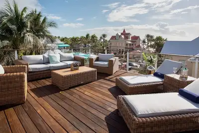 Image de **Southernmost Vistas @ Southernmost** Gorgeous Home & Pool + Last Key Services…