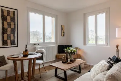Image de Dify Chalet à la ville - Parilly