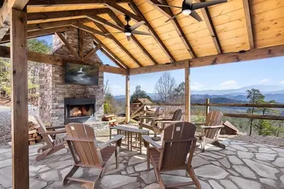 Image de Knockin on Heaven's Door | Modern New Build + Outdoor Living Room