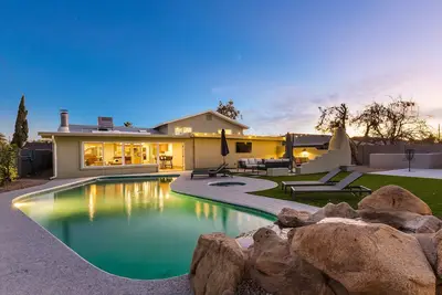 Image de Spacious Modern Southwest Home 3, 700 Sf, Near Old Town w/ Heated Pool & Hot Tub
