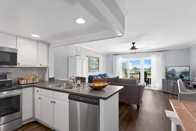 Image de Pool & Ocean View- Surf Condos