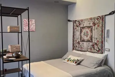 Image de Lovely studio apartment very close to the sea