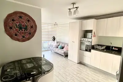 Image de El Mejor Sector 1 o 2 Personas Cercano A Todo