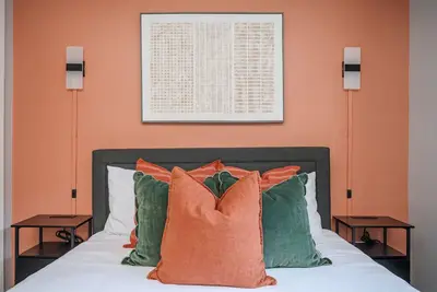 Image de [Refreshed] The Traveler's Retreat, 5 mins to airport and 15 mins to downtown