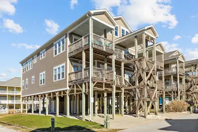 Image de Spacious Penthouse Ocean & Sound Views