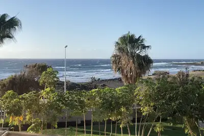 Image de Renovated duplex right in front of the beach