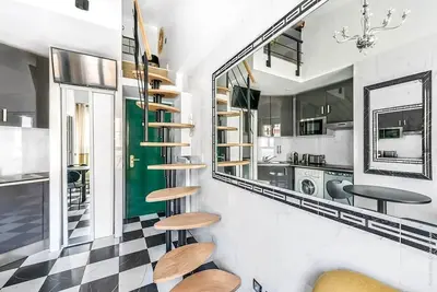 Image de Studio Colisee - Champs Elysees by B'Your Home