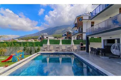 3-Fethiye Ölüdeniz de 4+1 Lüks Villa