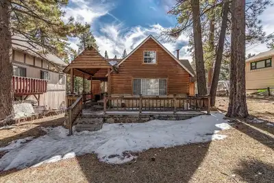 Image de Charming 3-bedroom house with Ac and WiFi in Big Bear Lake